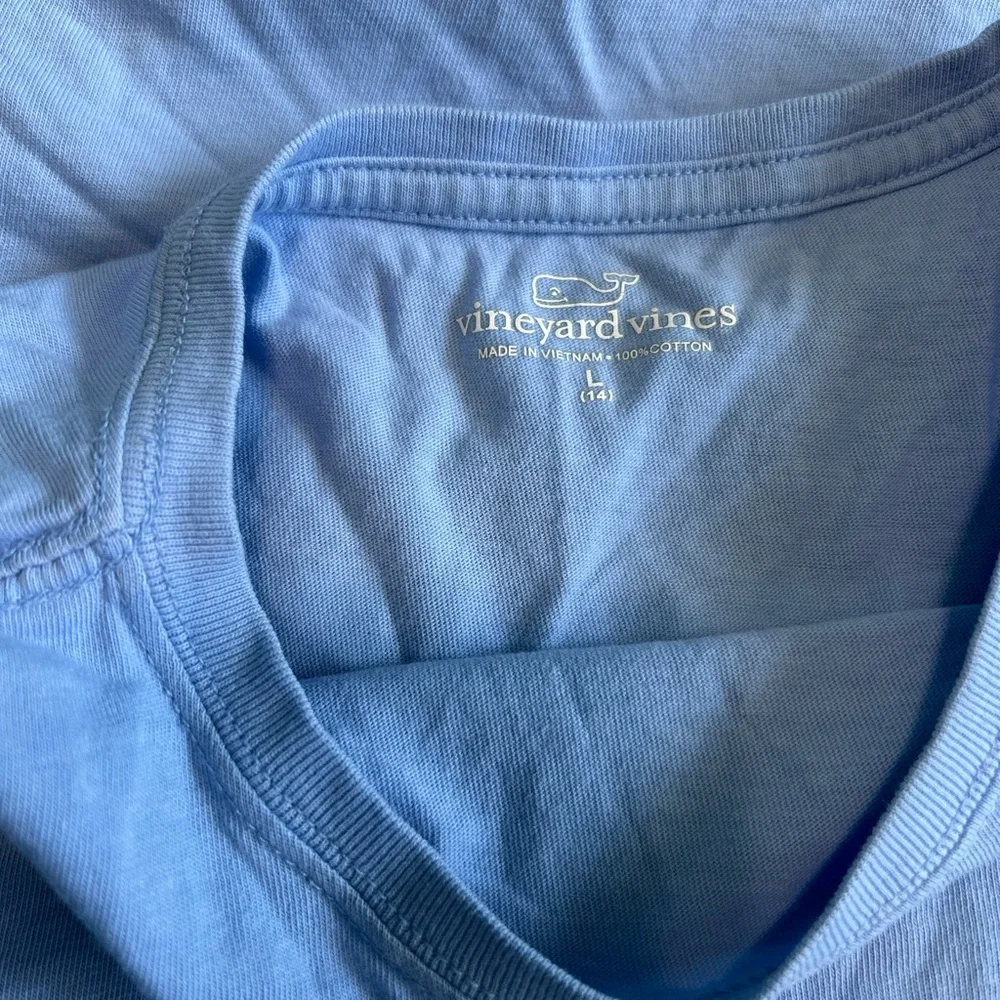🎁Vineyard Vines Light Blue Whale Tee